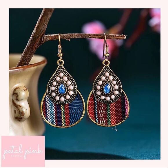 Boho Ethnic Fabric and Resin Drop Earrings - Picture 1 of 4